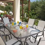 וילה Regina Ioanna